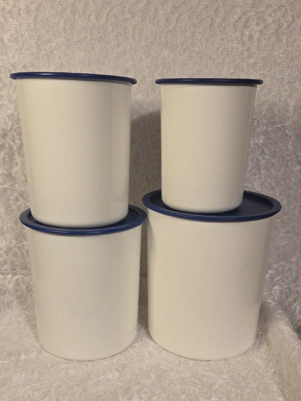 Tupperware one touch